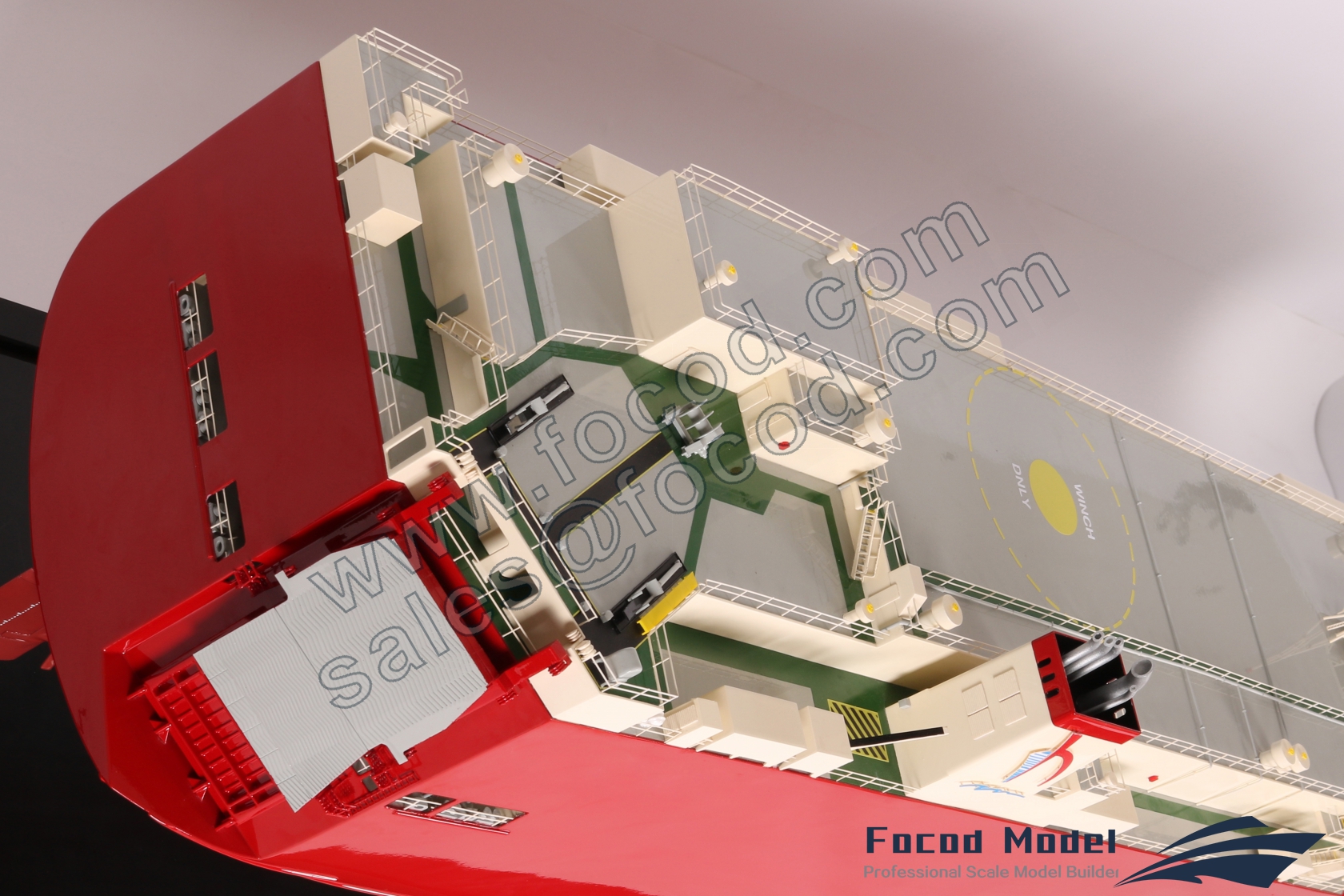custom made model of 180米车辆运输船（滚装船）